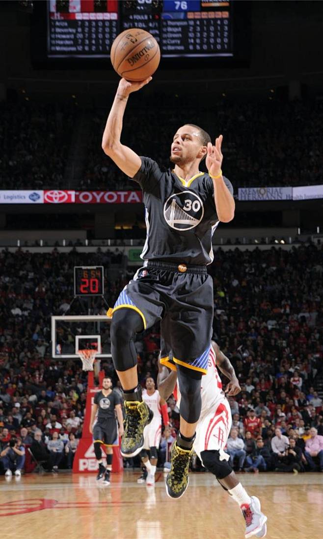 这种时候更 这种时候更