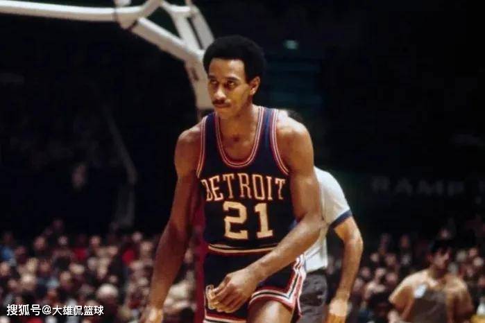 网球女一号 网球女一号