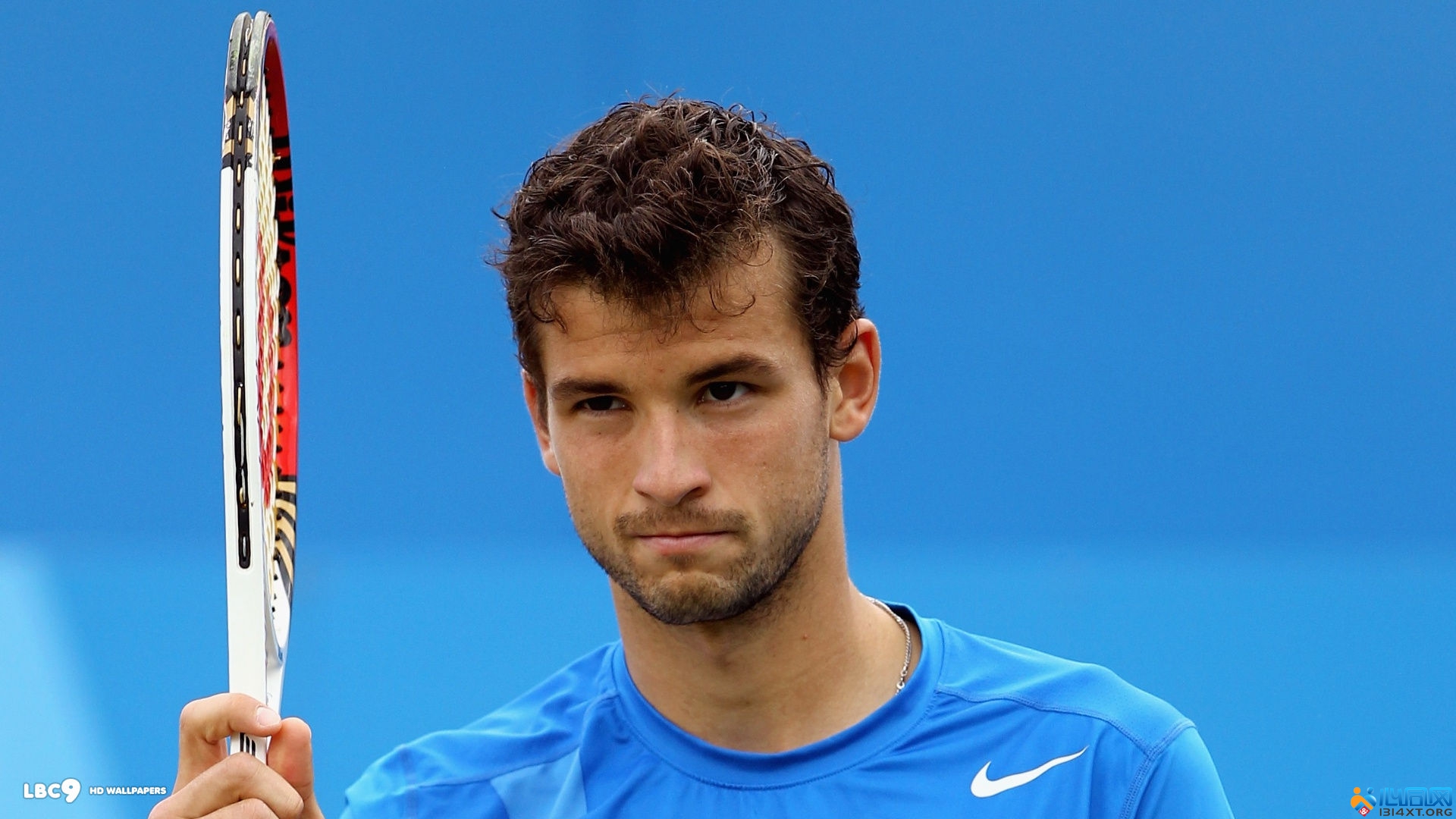 于场上的发 于场上的发