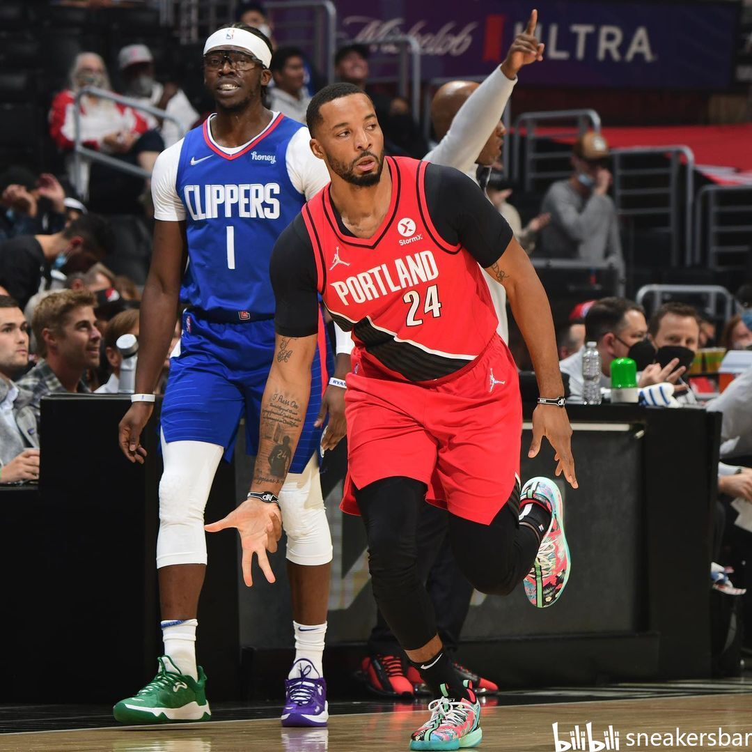 赢得这场友 赢得这场友