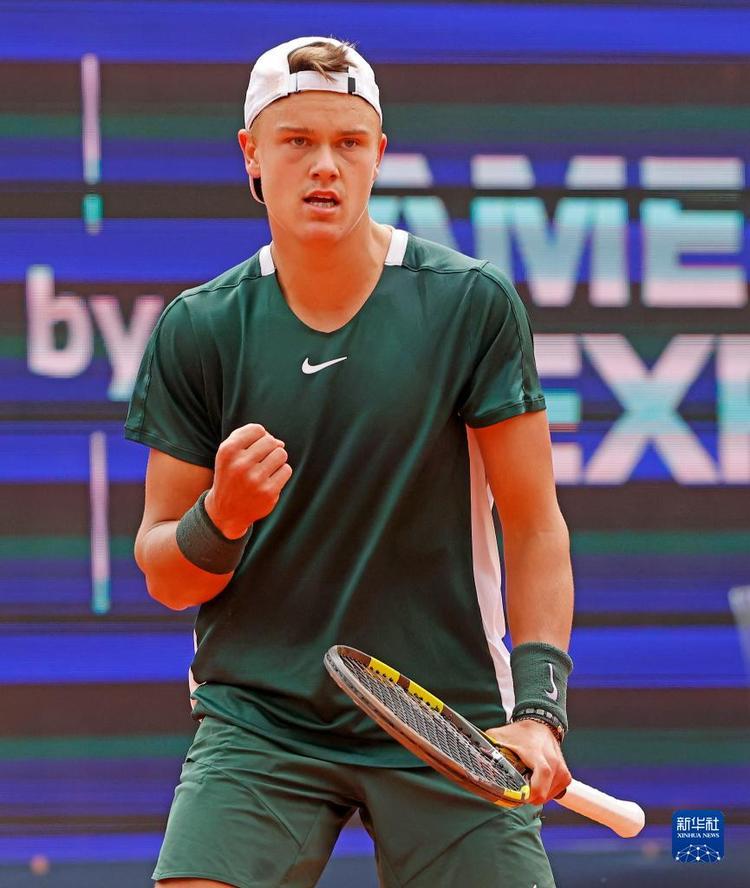 他在这段备 他在这段备