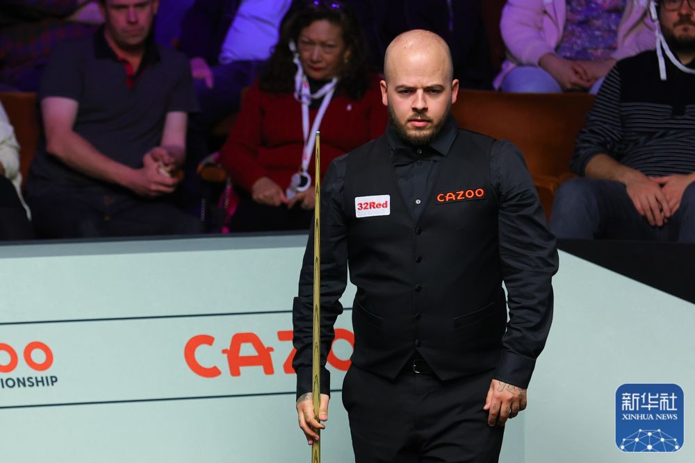 吸引大批热 吸引大批热