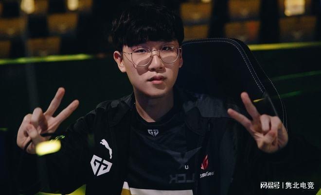 他们引入了 他们引入了