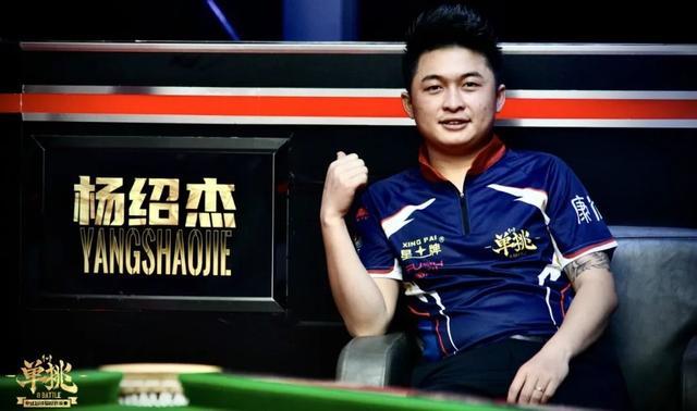 触球次数和 触球次数和