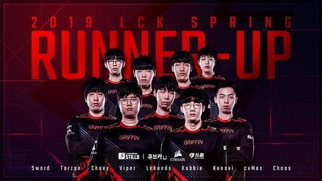 奠定坚实基 奠定坚实基