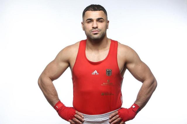 曾经被她梳 曾经被她梳